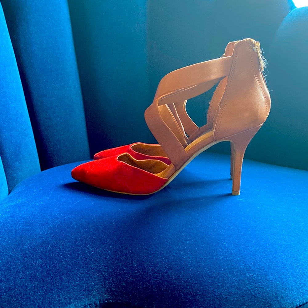 Strappy Pump